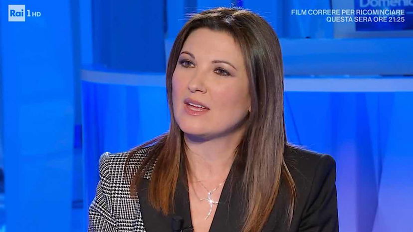 Giovanna Civitillo cacciata dalla Rai: la moglie di Amadeus fuori da È sempre mezzogiorno preview