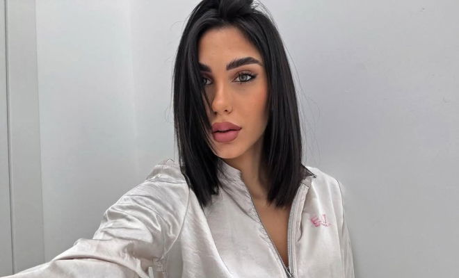 Gabriela Chieffo, la tremenda gaffe sulla torta di compleanno (FOTO) preview