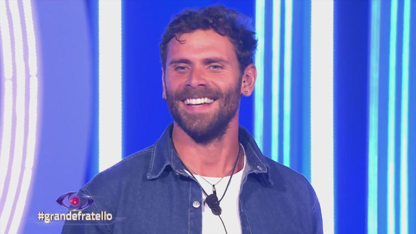 Il segreto di Domenico del Grande Fratello: il passato cancellato preview