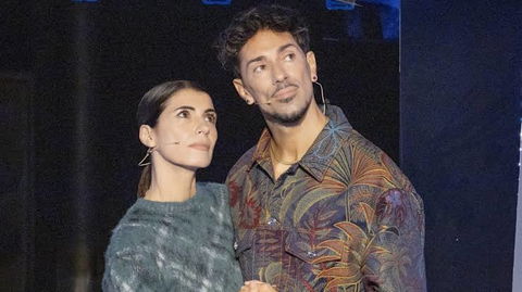 Bonolis bacia Giorgia: la reazione di Emanuel Lo preview