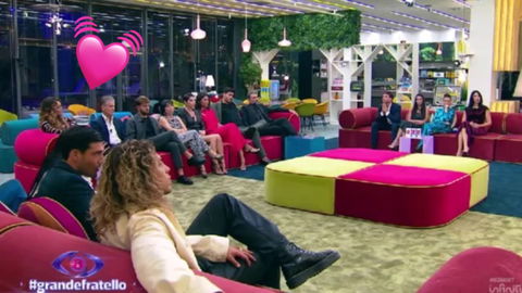 GF, nuova coppia tra due ex concorrenti dello scorso anno preview