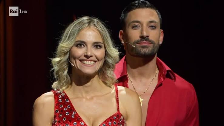 Ballando con le Stelle: emergono i nomi di chi avrebbe chiesto le lastre a Francesca Fialdini