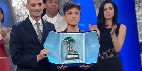 Ultimo vince nelle Nuove Proposte di Sanremo 2018 preview