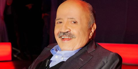 Costanzo fa il critico tv… ma fa un sacco di strafalcioni! preview