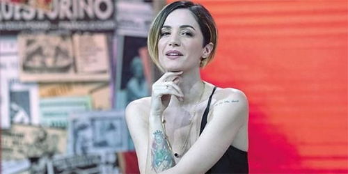 Addio Stracult: Rai2 chiude il talk con Andrea Delogu e Marco Giusti article-post