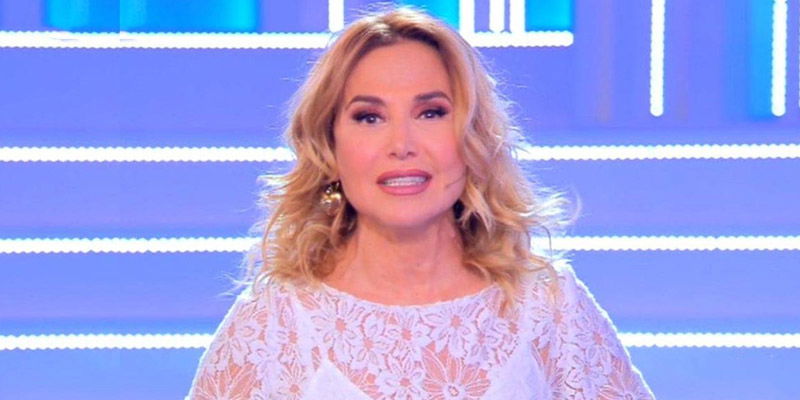 Canale5 ridimensiona Barbara D’Urso: solo Pomeriggio5 da settembre 2021 article-post