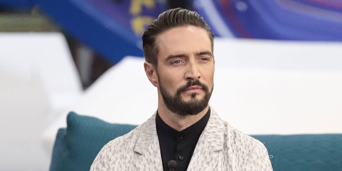 Alex Belli e la battuta abilista su Manuel Bortuzzo: squalifica al GF VIP 6? article-post