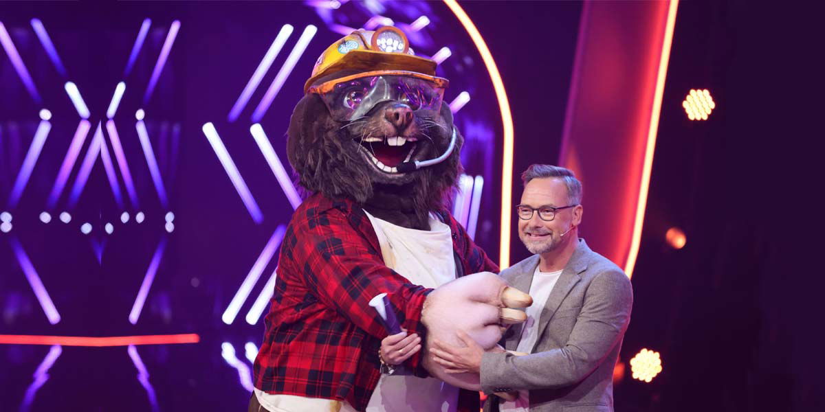 Il Cantante Mascherato Germania omaggia l’Italia: il mash-up su Jovanotti e Albano article-post