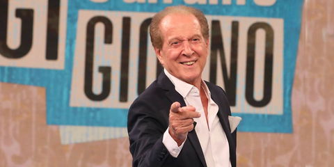 Memo Remigi fuori da Oggi è Un Altro Giorno: ha palpato Jessica Morlacchi in diretta preview