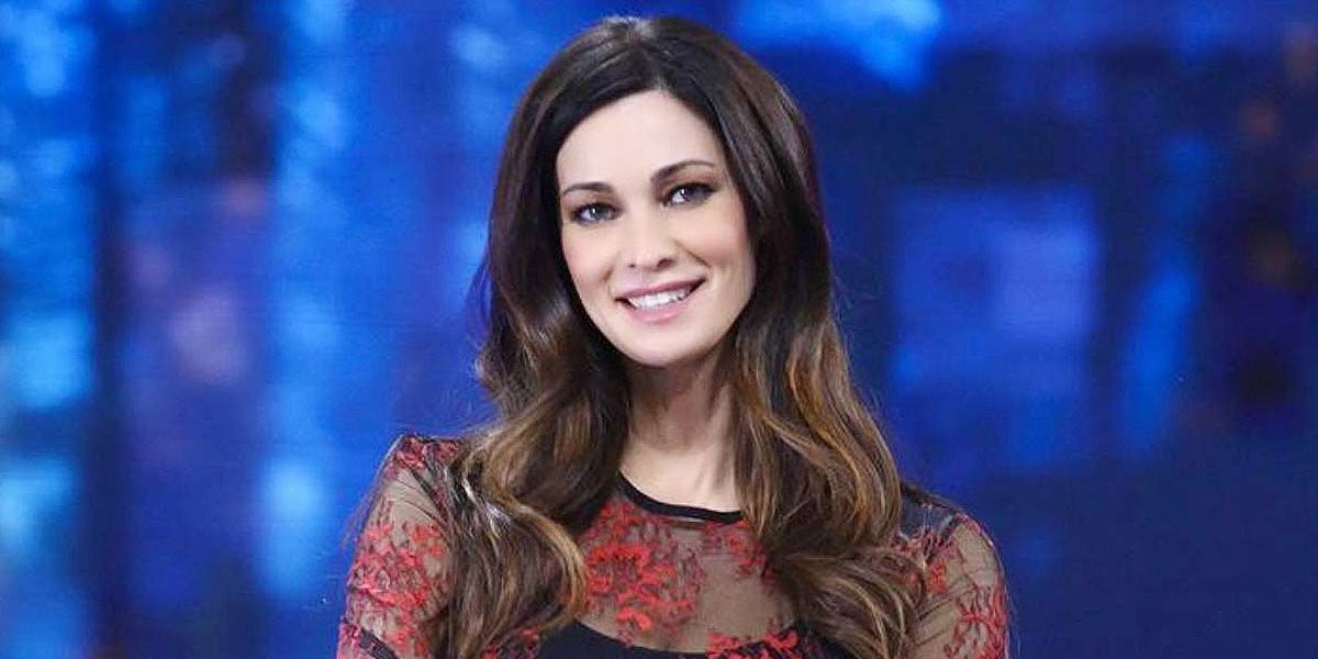 Manuela Arcuri in una fiction Rai: ‘Pronta per primavera 2024’ article-post