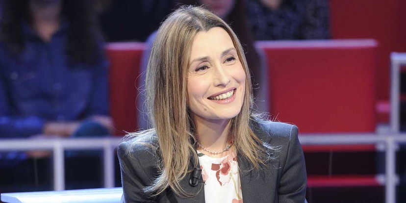 Claudia Koll smentisce il rumor: ‘MAI andrei al Grande Fratello, mai invitata’ article-post