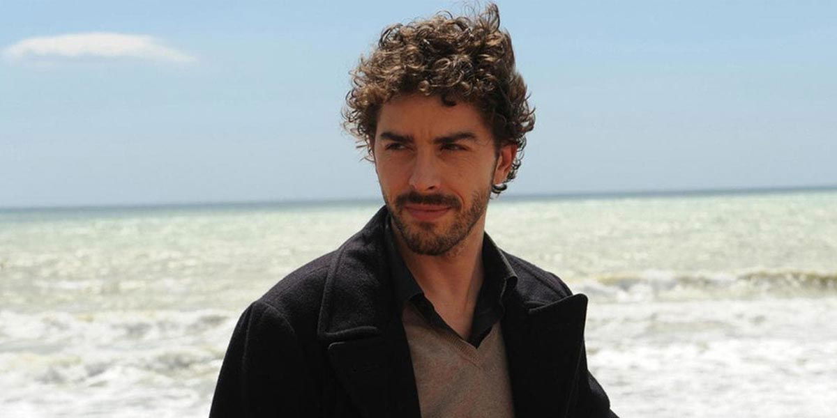 Il Giovane Montalbano: Michele Riondino torna a parlare della fiction dopo 11 anni article-post