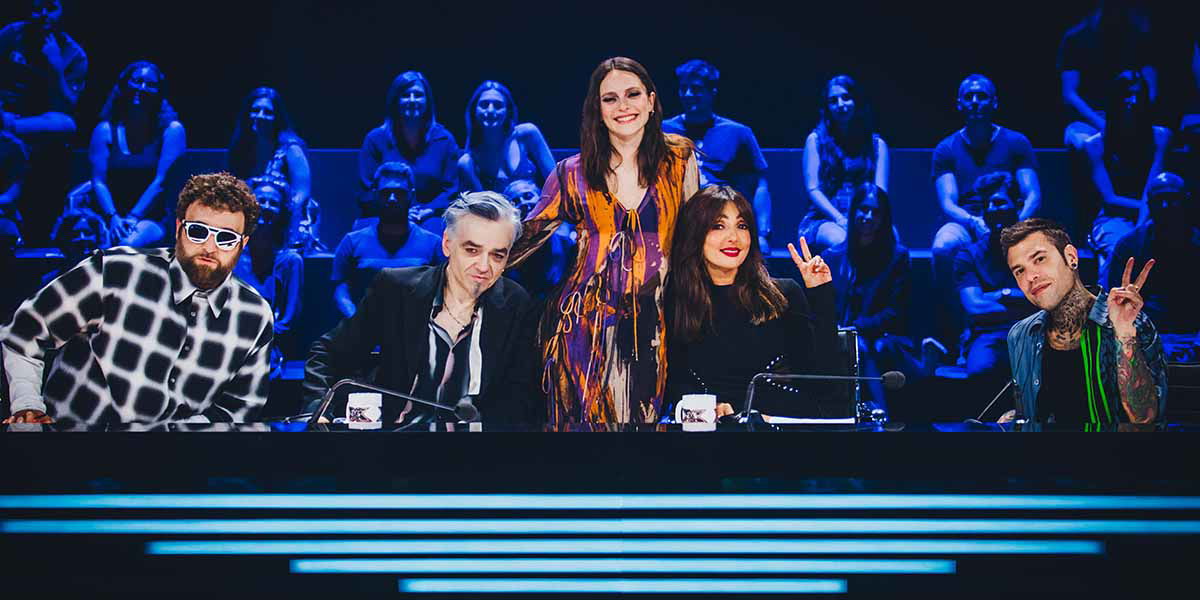 X Factor 2023 fa Rainbow Washing: Morgan scusato, insulti omofobi cancellati col denaro article-post