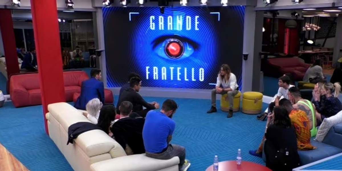 Grande Fratello: indossò maglietta diffamatoria nella casa, condannato Luigi Favoloso article-post
