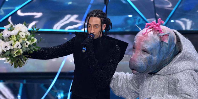 Sanremo 2024: Ghali censurato nel DietroFestival, assenti esibizioni dell’artista article-post