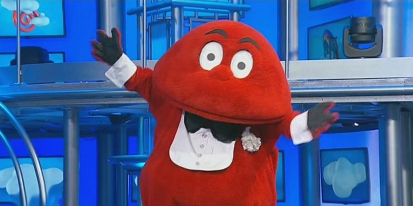 Striscia la Notizia promuovere Rai2: lo strano caso Mediaset che lancia il “doc di Dagospia” article-post