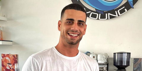 Uomini e Donne: tronista Alessio accusato di truffare clienti del suo ristorante preview