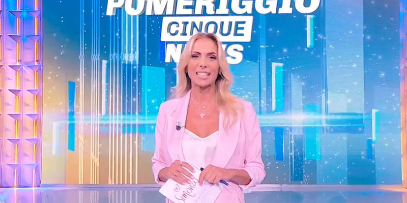 Simona Branchetti ai saluti finali: ‘Pomeriggio 5 viene da inverno faticoso’, snobbata Myrta Merlino article-post