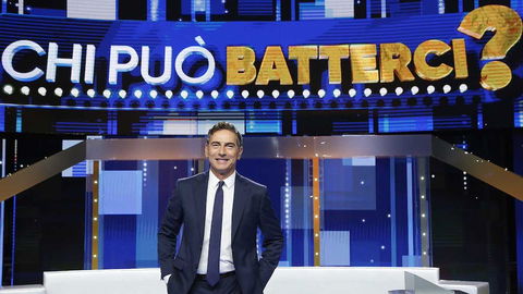Chi Può Batterci: Marco Liorni alle prese con un quiz vip 1 contro 101 preview