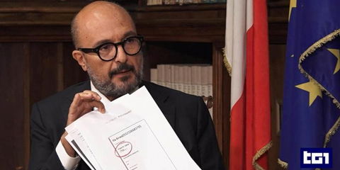 TG1 come Verissimo: 17 minuti di intervista sulle ‘corna’ del Ministro Sangiuliano preview