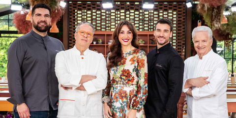 Bake Off Italia 2024: dolci da artigiani il 22 novembre, l’eliminato e le prove preview