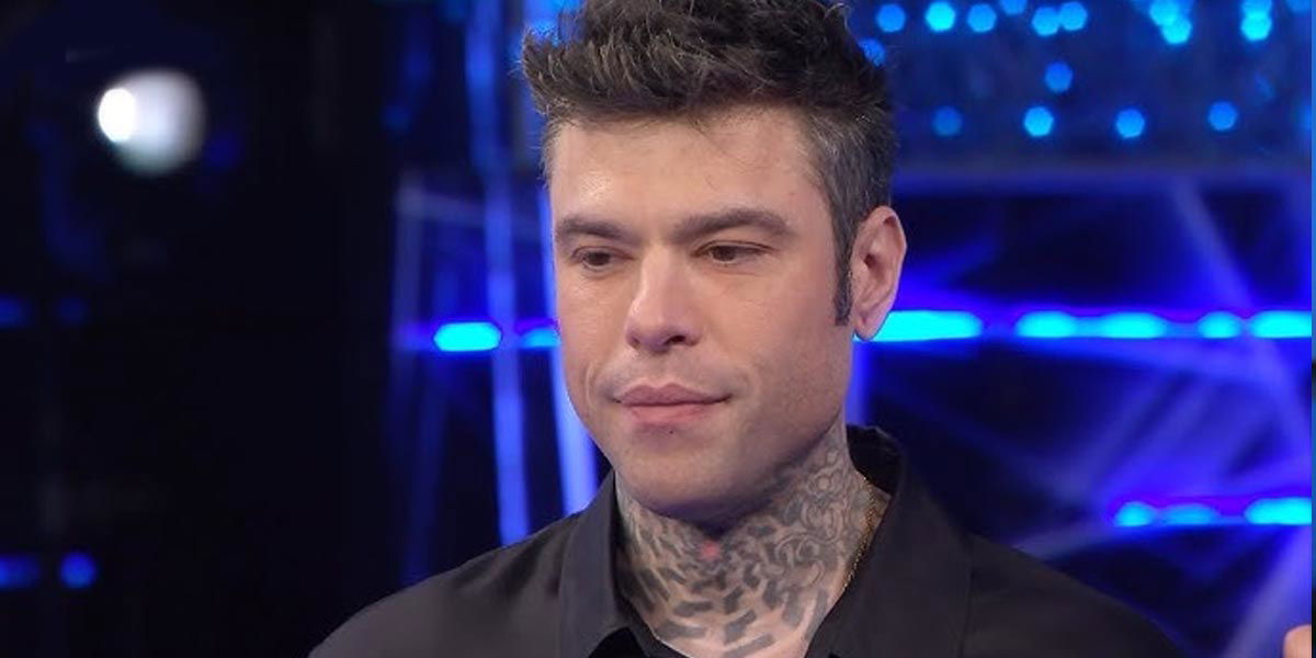 Fedez come Anna Oxa: zero contenuti backstage per i social Rai di Sanremo 2025 article-post