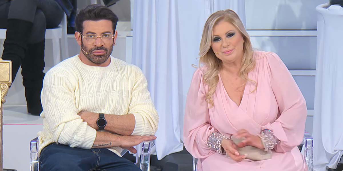 Uomini e Donne: Tina Cipollari torna Tronista, casting aperti article-post