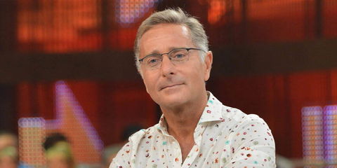 Avanti un Altro in prima serata: Canale 5 ricicla episodi inediti del preserale preview