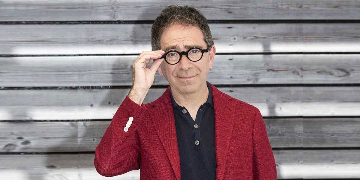 Pino Strabioli fuori dalla Rai: “Amareggiato, ci lavoro da 32 anni” article-post