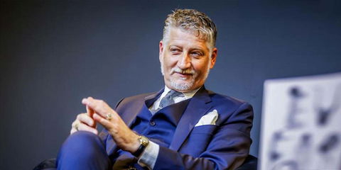 Ministro Giuli diserta Premio Strega: “Senza me e Geppi Cucciari show meno divertente” preview