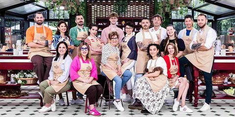 Bake Off Italia 2025: i 16 concorrenti del talent di Real Time, ecco chi sono preview