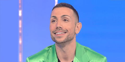 Manuel Aspidi cacciato da Domenica In: caso di omofobia da Mara Venier? preview