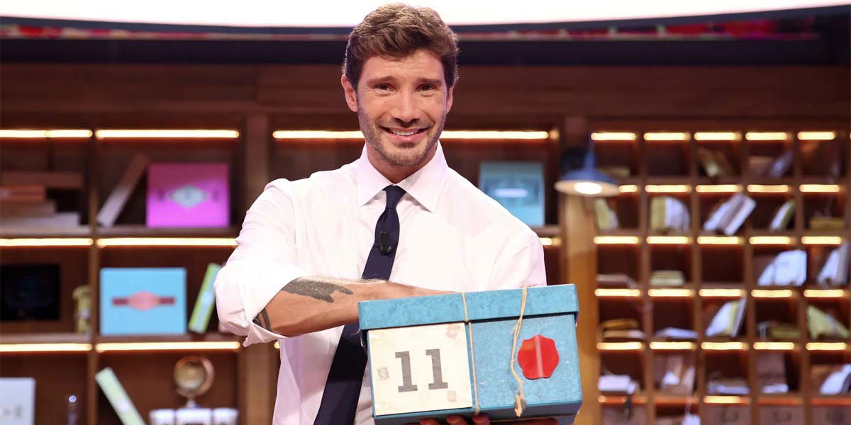 Affari Tuoi in onda anche il sabato sera: spalleggerà Ballando con le Stelle article-post