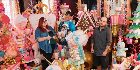 Sepolti dal Natale: Real Time alla scoperta degli accumulatori di addobbi preview