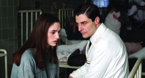 Le Libere Donna: trama e gli episodi della fiction Rai con Lino Guanciale preview