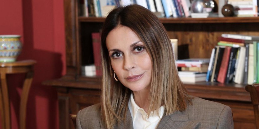 La prima serata tv inizia troppo tardi: lo sfogo di Elda Alvigini de I Cesaroni preview