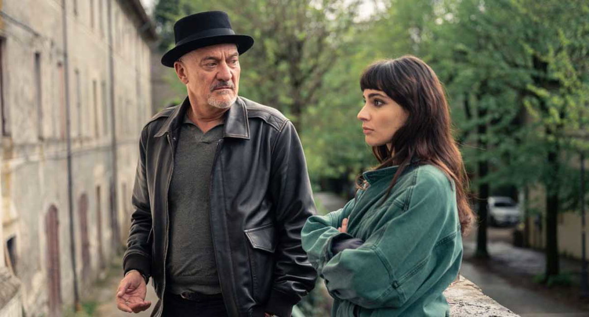 Uno Sbirro in Appennino: la trama e gli episodi della fiction con Bisio article-post