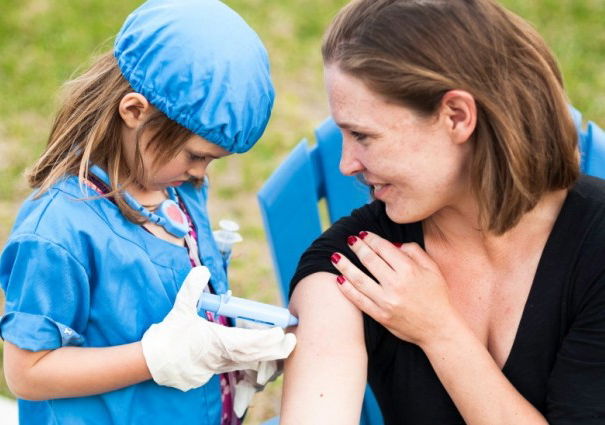 E daje al vaccino article-post