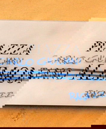 La Corte Europea e piazza Carlo Giuliani