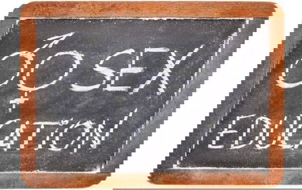 Corsi di masturbazione a 4 anni?