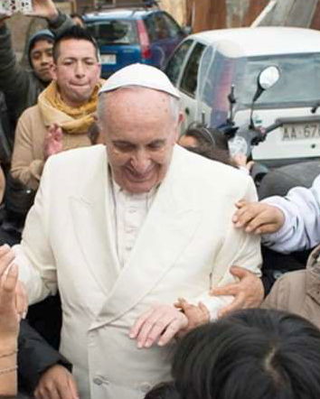 Il Papa, gli immigrati e gli smartphone