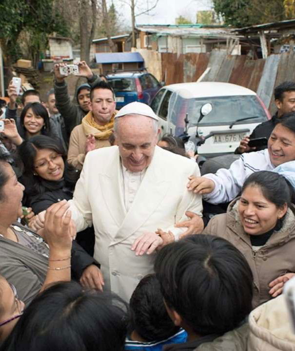 Il Papa, gli immigrati e gli smartphone article-post