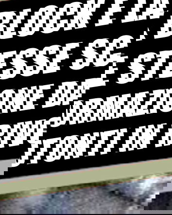 Ma la polizia e i black block usano le stesse scarpe?