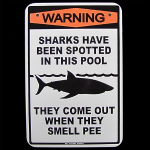 La pipì in piscina è pericolosa?