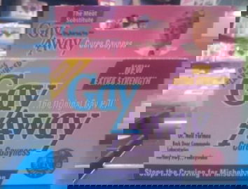 Basta un poco di zucchero e il gay non c’è più