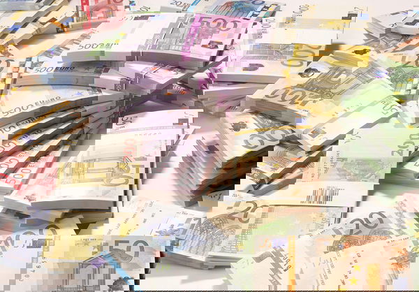 Ho fatto soldi spacciando bufale razziste