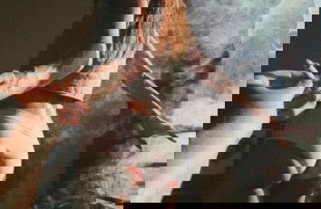 Fare l’amore e fumare la marijuana è il rimedio a tutti i mali