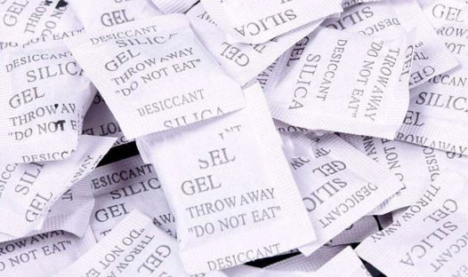 Le bustine di silice che assorbono l’umidità article-post