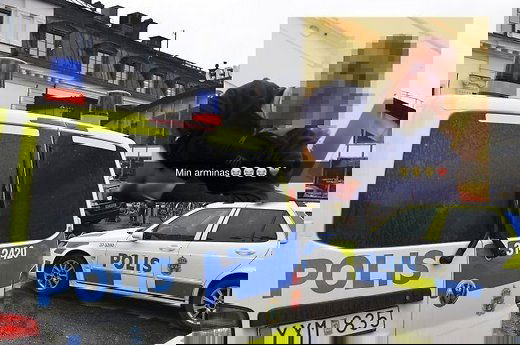 Protegge ragazzina da profugo, viene accoltellato a morte article-post