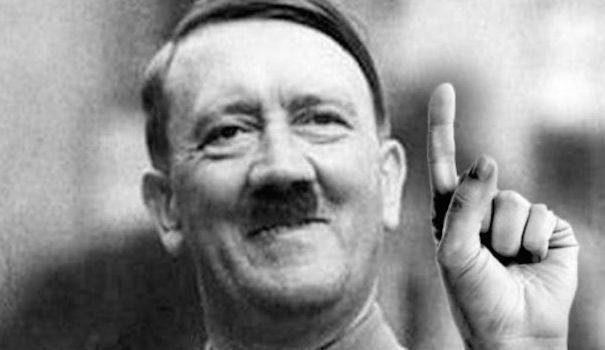 Il micropene di Adolf Hitler article-post
